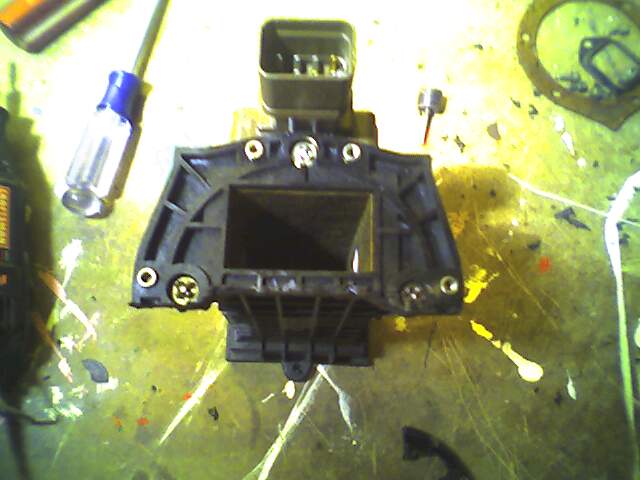 Rear of the metering unit, lower non-metering section removed.